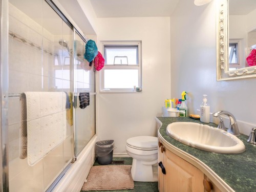 2216 41St Avenue E, Vancouver, BC 