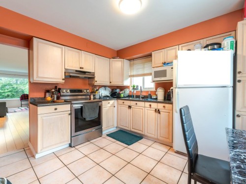 2216 41St Avenue E, Vancouver, BC 