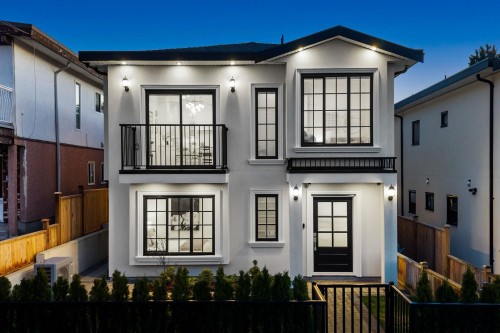 5138 Dominion Street  Burnaby, BC V5G 1C9