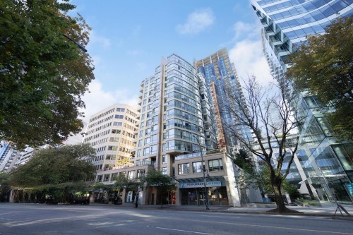 404-1238 Burrard Street  Vancouver, BC V6Z 3E1
