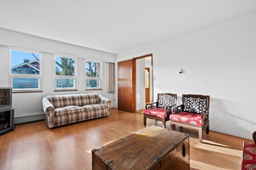 1181 24Th Avenue E, Vancouver, BC 