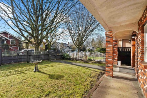 1181 24Th Avenue E, Vancouver, BC 