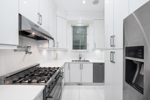 348 Moyne Drive, West Vancouver, BC 