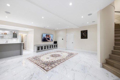 348 Moyne Drive, West Vancouver, BC 