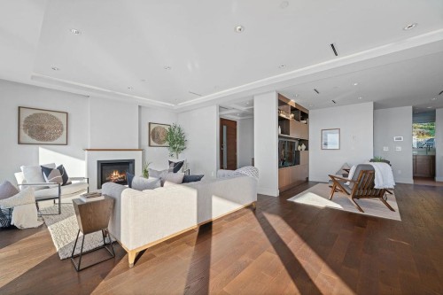 3373 Radcliffe Avenue, West Vancouver, BC 