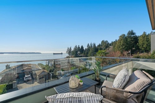 3373 Radcliffe Avenue, West Vancouver, BC 