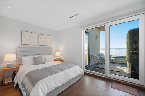 3373 Radcliffe Avenue, West Vancouver, BC 