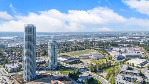 418-7588 16Th Street, Burnaby, BC 