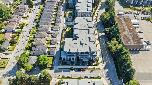 418-7588 16Th Street, Burnaby, BC 