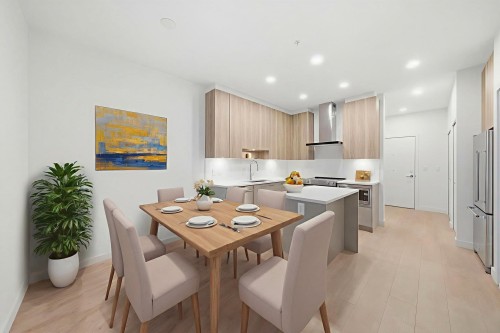 418-7588 16Th Street, Burnaby, BC 