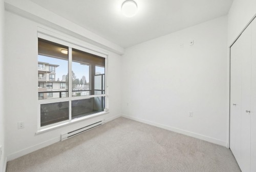 418-7588 16Th Street, Burnaby, BC 