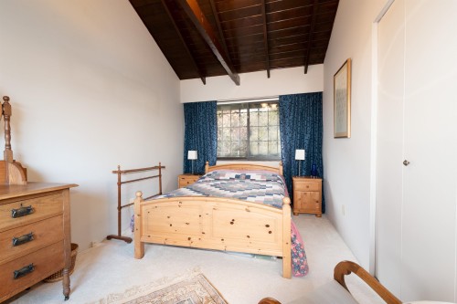 560 Craigmohr Drive, West Vancouver, BC 