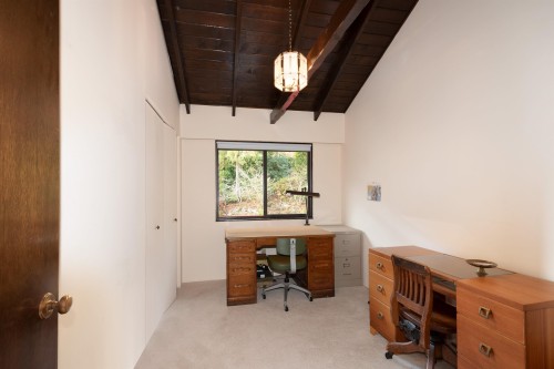 560 Craigmohr Drive, West Vancouver, BC 