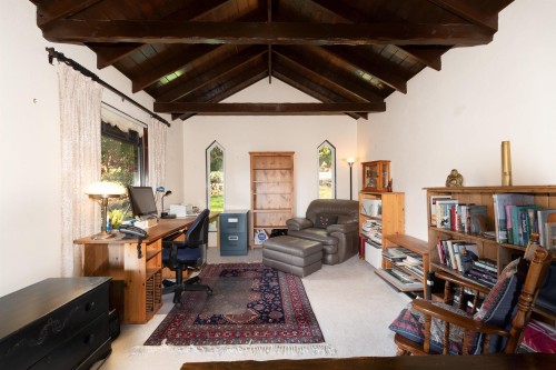 560 Craigmohr Drive, West Vancouver, BC 