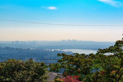 560 Craigmohr Drive, West Vancouver, BC 