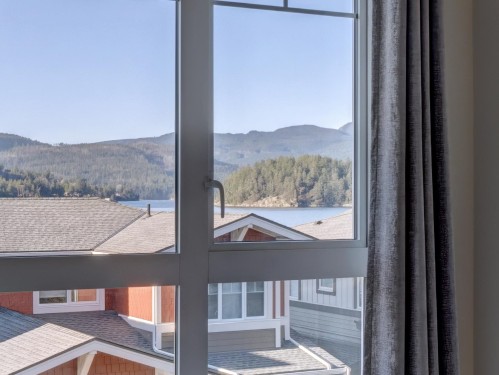 5964 Beachgate Lane, Sechelt, BC 