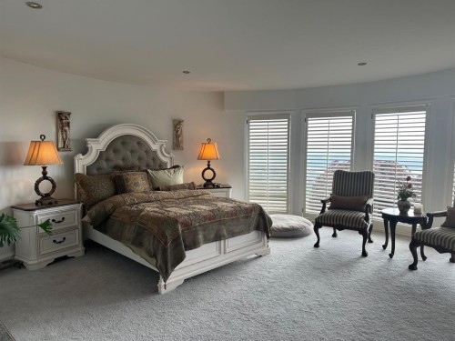 1359 Whitby Road, West Vancouver, BC 