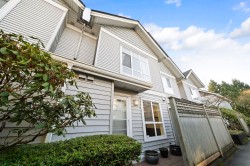 27-6670 Rumble Street  Burnaby, BC V5E 4L4