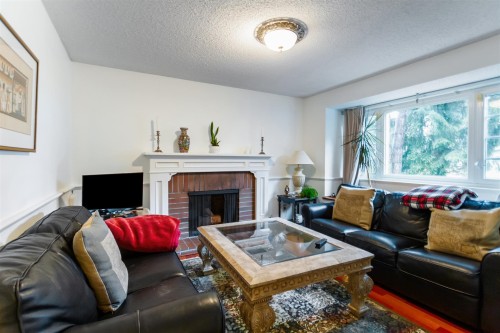 4171 Doncaster Way, Vancouver, BC 