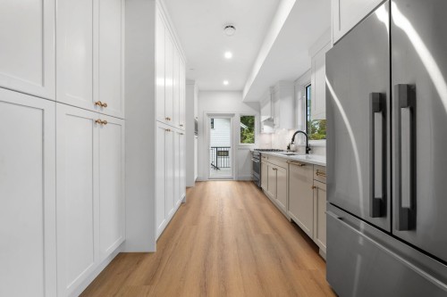 2528 Mcgill Street, Vancouver, BC 