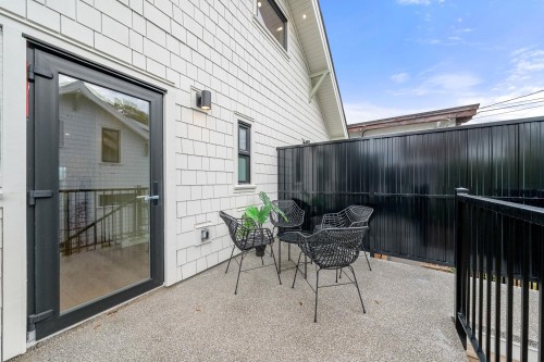 2528 Mcgill Street, Vancouver, BC 