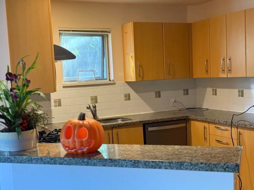 2559 East Mall, Vancouver, BC 