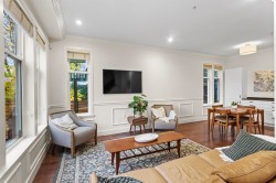 4463 Welwyn Street  Vancouver, BC V5N 3Z3