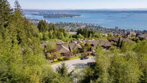 2307 Kadlec Court, West Vancouver, BC 