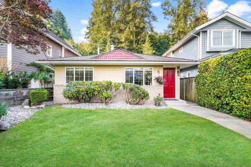 1412 Hope Road, North Vancouver, BC 