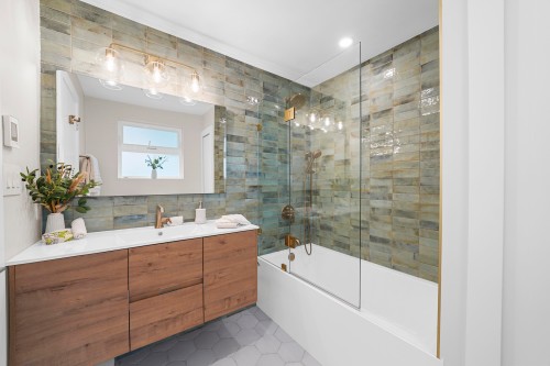 1412 Hope Road, North Vancouver, BC 