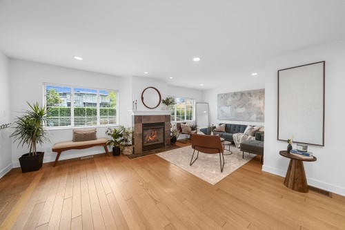 1412 Hope Road, North Vancouver, BC 