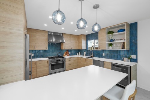 1412 Hope Road, North Vancouver, BC 