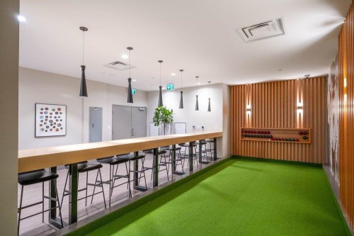 302-8533 River District Crossing, Vancouver, BC 