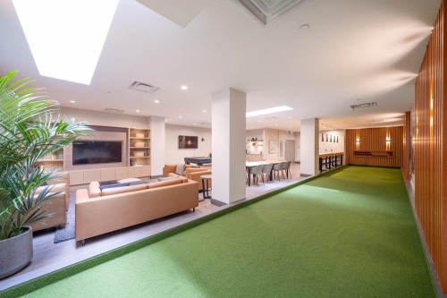 302-8533 River District Crossing, Vancouver, BC 