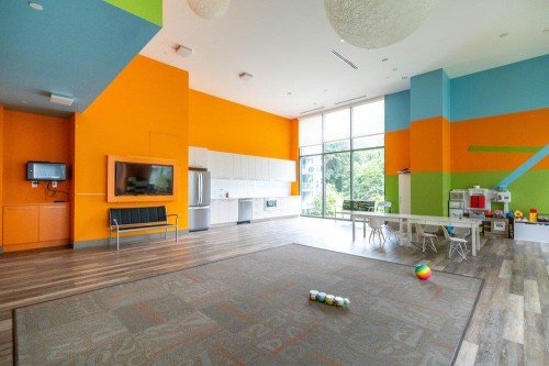 302-8533 River District Crossing, Vancouver, BC 