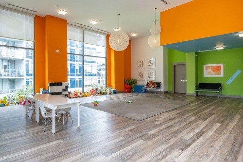 302-8533 River District Crossing, Vancouver, BC 