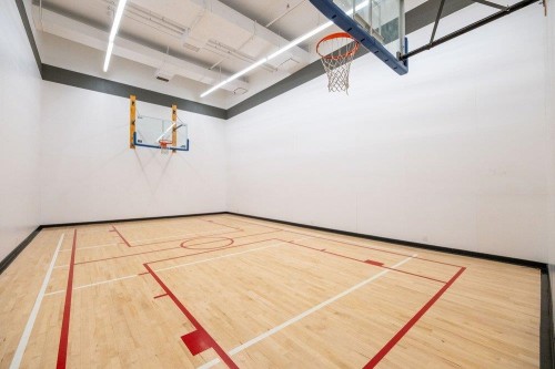 302-8533 River District Crossing, Vancouver, BC 