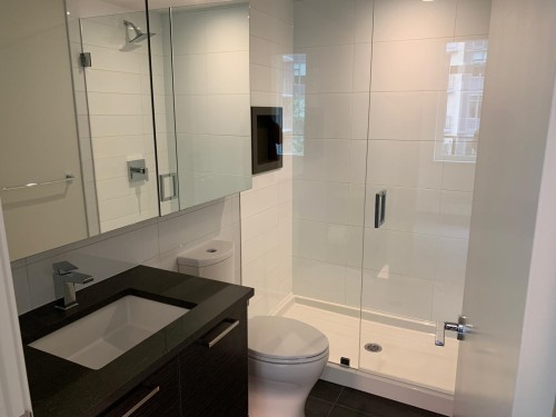 302-8533 River District Crossing, Vancouver, BC 