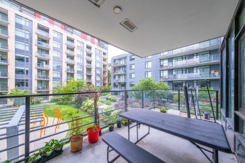 302-8533 River District Crossing, Vancouver, BC 