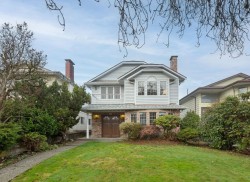729 62nd Avenue W Vancouver, BC V6P 2E1