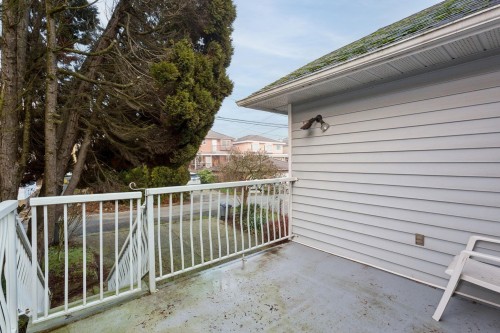 729 62Nd Avenue W, Vancouver, BC 