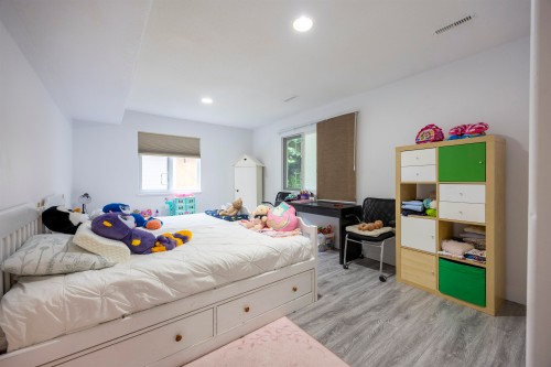 1590 Plateau Crescent, Coquitlam, BC 