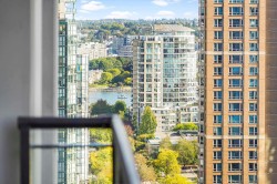 2107-1295 Richards Street  Vancouver, BC V6B 1B7