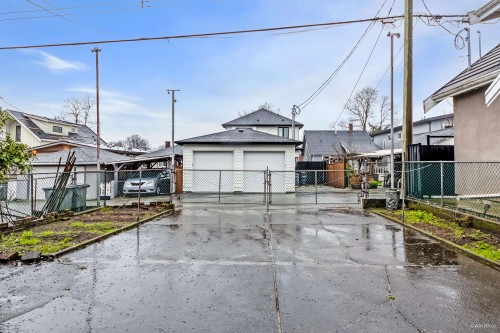 2721 Grant Street, Vancouver, BC 