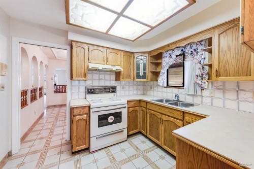 2721 Grant Street, Vancouver, BC 