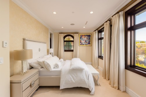 1356 Cammeray Road, West Vancouver, BC 