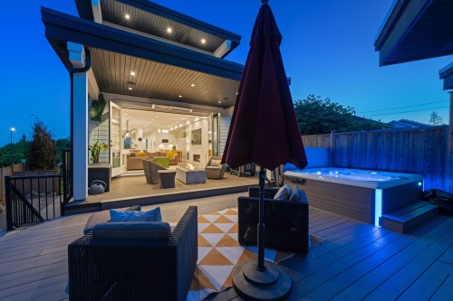 336 Keith Road E, North Vancouver, BC 