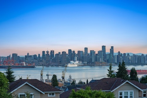 336 Keith Road E, North Vancouver, BC 