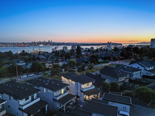 336 Keith Road E, North Vancouver, BC 