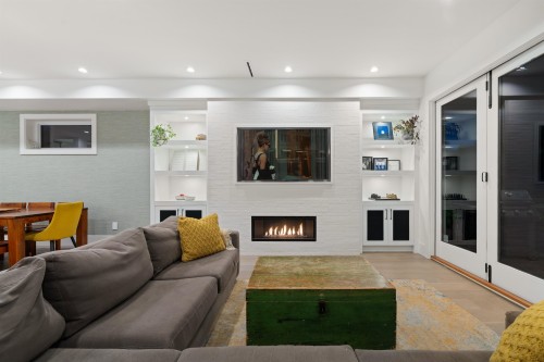 336 Keith Road E, North Vancouver, BC 